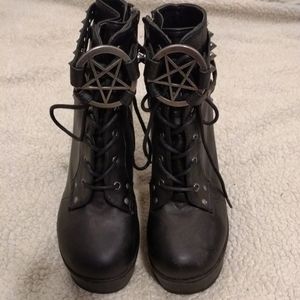 Demonia Poison Platform Boots